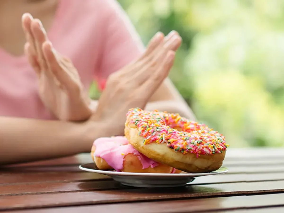 7 Smart Ways to Stop Sugar Cravings During Weight Loss
